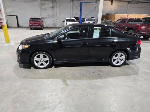Used 2013 Toyota Corolla S Special Edition image 3