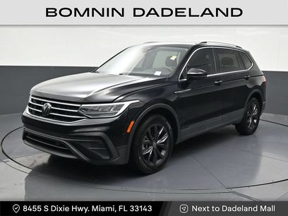 Used 2022 Volkswagen Tiguan SE w/ Panoramic Sunroof Package