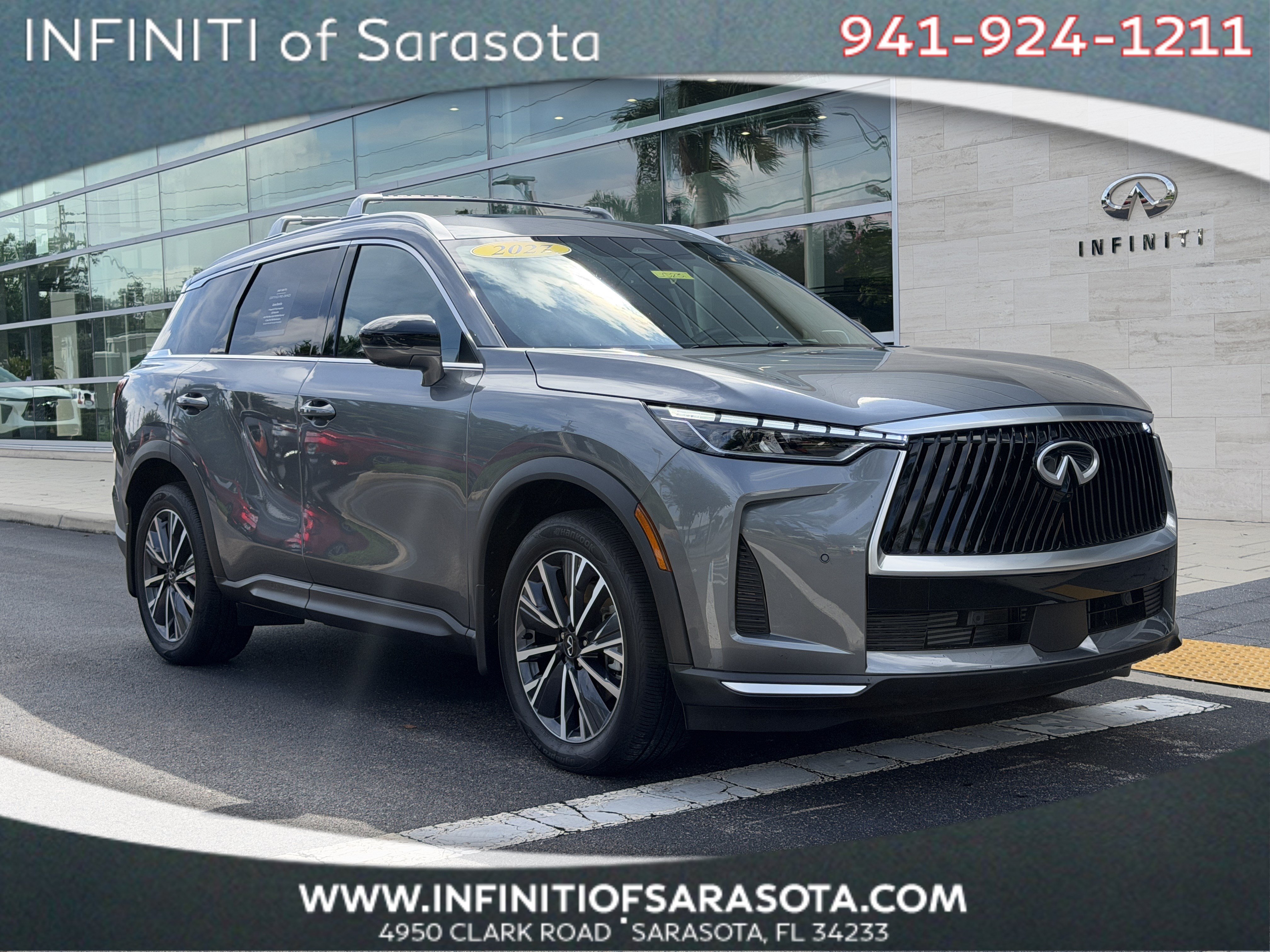 Certified 2027 INFINITI QX60 Luxe w/ Cargo Package FWD image 1