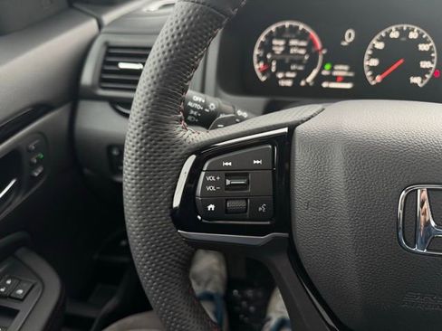 New 2026 Honda Ridgeline Black Edition image 24