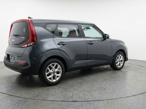 Used 2025 Kia Soul LX w/ LX Technology Package image 9