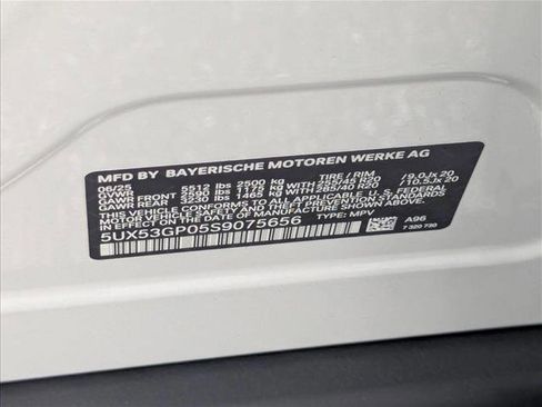 Used 2025 BMW X3 xDrive30i w/ Convenience Package image 17