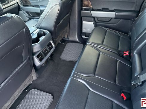 Used 2024 Ford F350 Lariat image 14