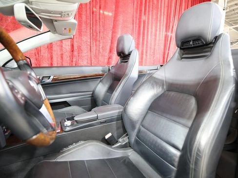 Used 2013 Mercedes-Benz E 350 Cabriolet image 16