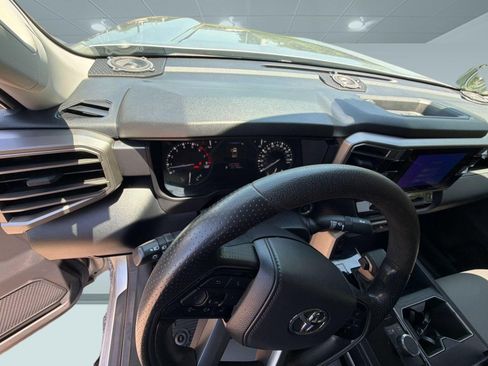 Used 2022 Toyota Tundra SR5 RWD image 13