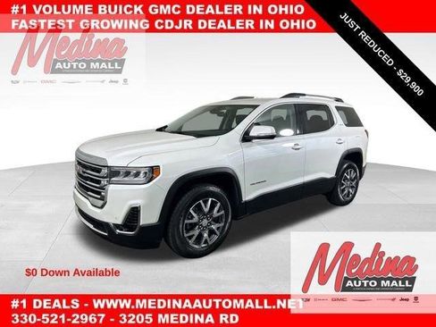 Certified 2023 GMC Acadia SLT w/ Preferred Package image 1