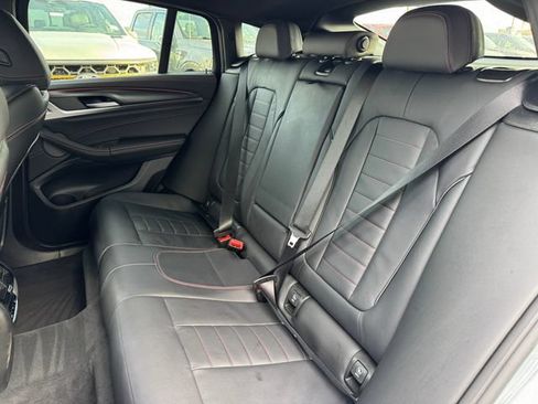 Used 2025 BMW X4 xDrive30i w/ Premium Package AWD/4WD image 16