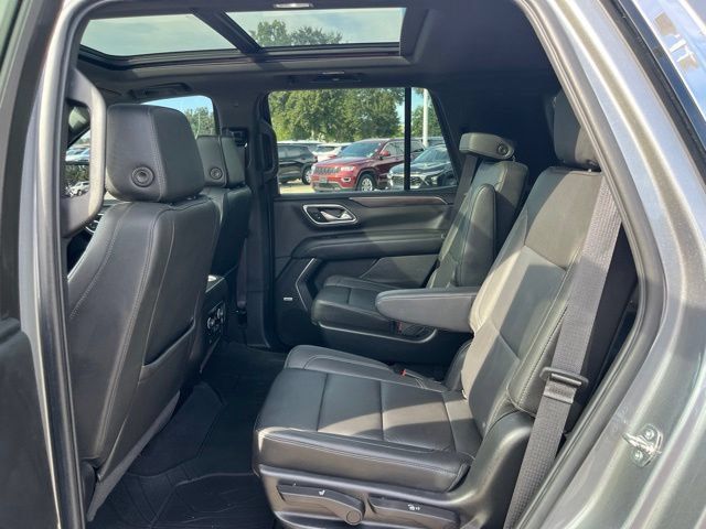 Used 2022 Chevrolet Tahoe LT w/ Luxury Package RWD image 35