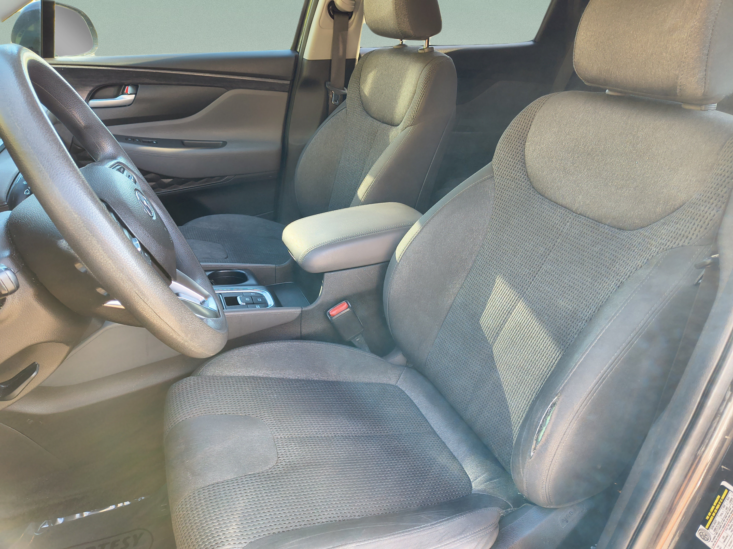 Used 2020 Hyundai Santa Fe SEL FWD image 18