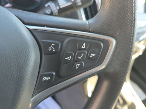 Used 2022 Chevrolet Equinox LT image 23