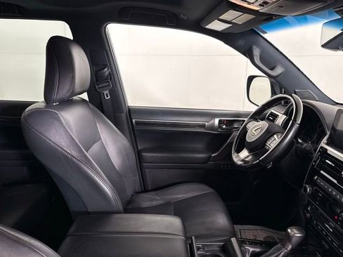 Certified 2023 Lexus GX 460 Luxury image 31