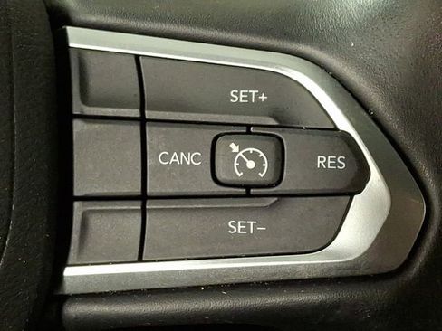 Used 2022 Jeep Compass Latitude AWD/4WD image 21
