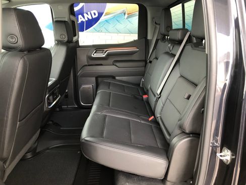 Used 2026 GMC Sierra 1500 Denali AWD/4WD image 9
