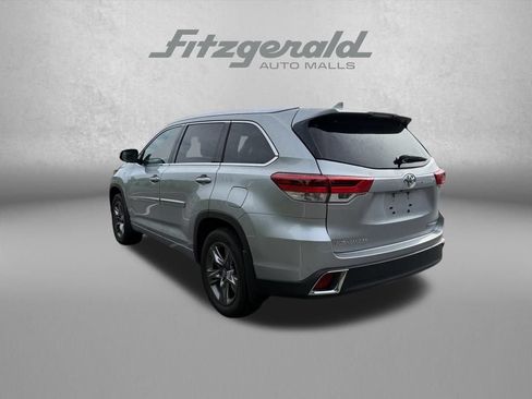 Used 2019 Toyota Highlander Limited Platinum AWD/4WD image 6