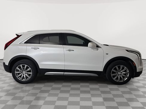 Used 2019 Cadillac XT4 Premium Luxury w/ Driver Awareness Package FWD image 9