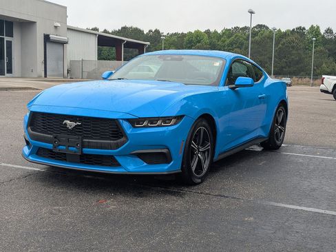 Used 2024 Ford Mustang Premium RWD image 7