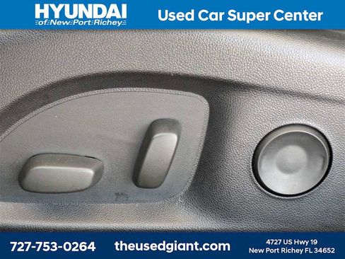 Used 2021 Cadillac CT4 Luxury image 21