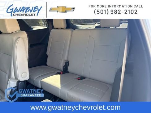 Used 2023 Chevrolet Traverse LT w/ LPO, Floor Liner Package image 31