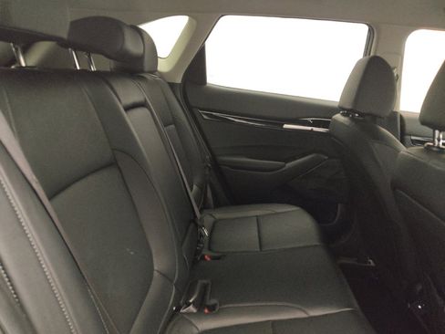Used 2024 Kia Seltos EX FWD image 19