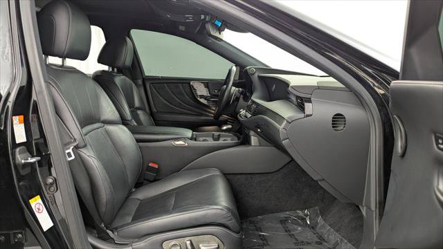 Used 2018 Lexus LS 500h AWD image 21