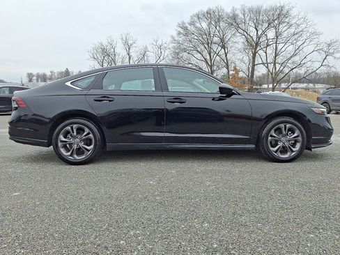 Certified 2023 Honda Accord EX image 7