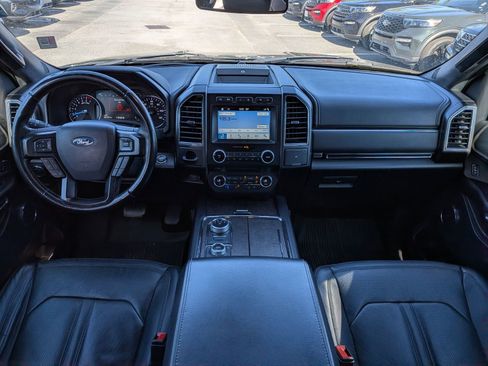 Used 2018 Ford Expedition Limited w/ Equipment Group 302A image 7