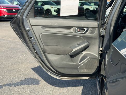 Used 2023 Honda Civic Sport image 18