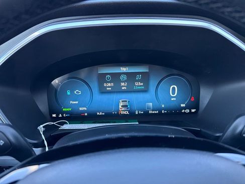 New 2026 Ford Escape SE w/ PHEV Premium Package FWD image 7