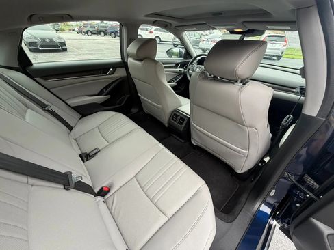 Used 2018 Honda Accord EX-L image 32