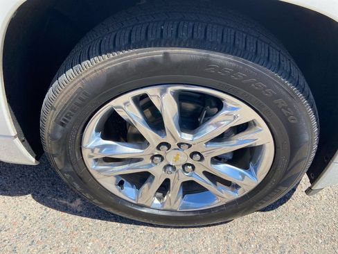 Used 2021 Chevrolet Traverse High Country w/ LPO, Floor Liner Package AWD/4WD image 12
