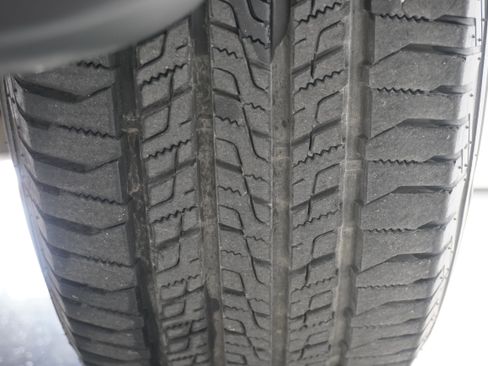 Used 2017 Jeep Grand Cherokee Laredo image 24