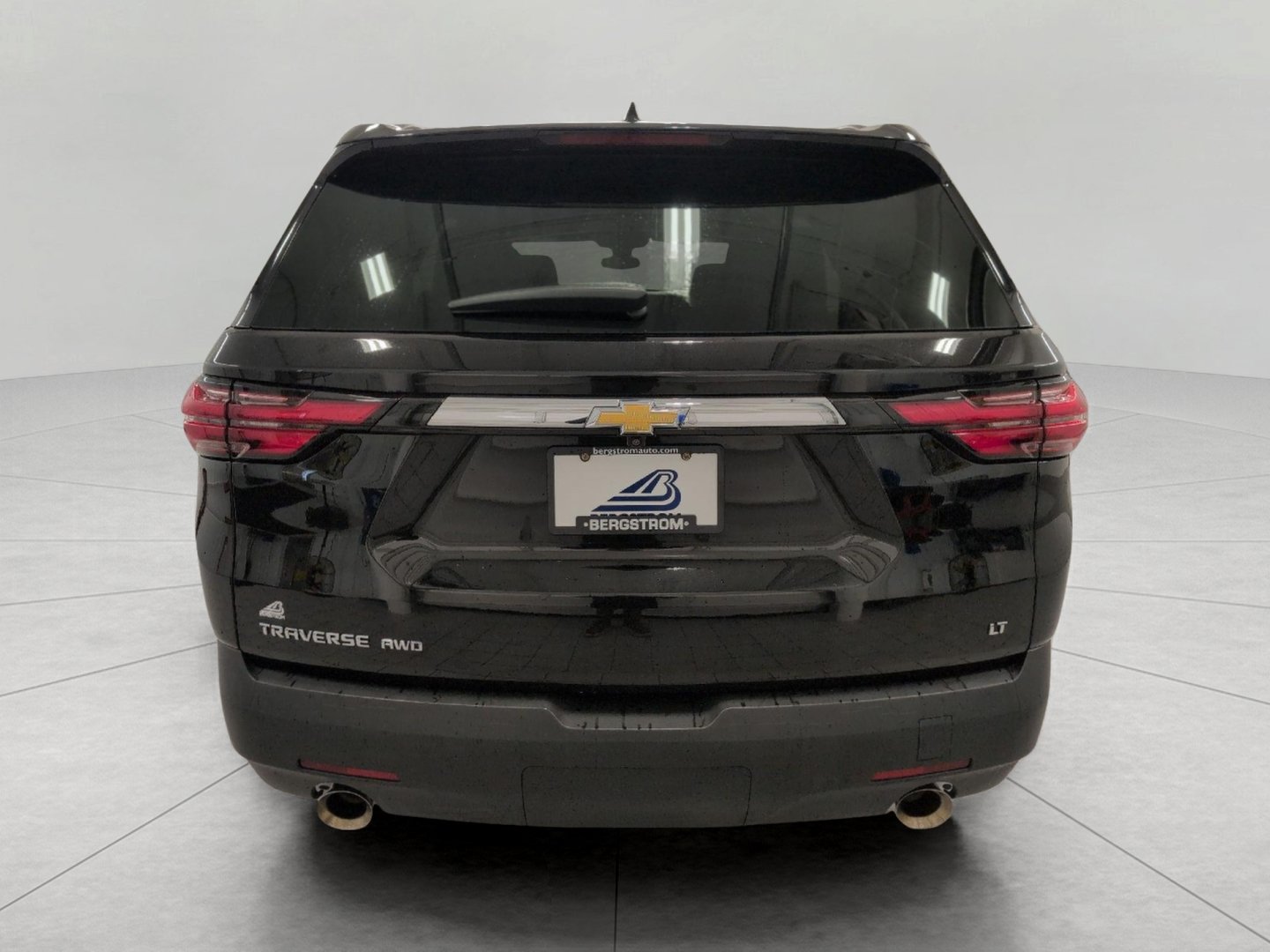 Used 2023 Chevrolet Traverse LT AWD/4WD image 26
