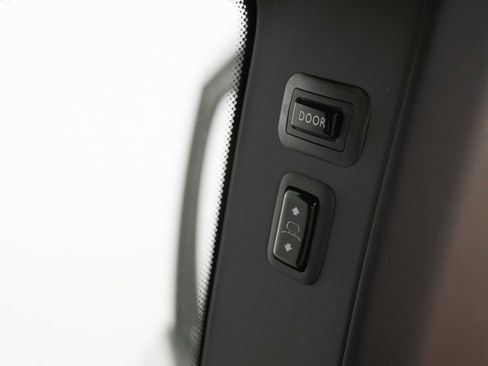 New 2026 Rolls-Royce Cullinan Black Badge image 46