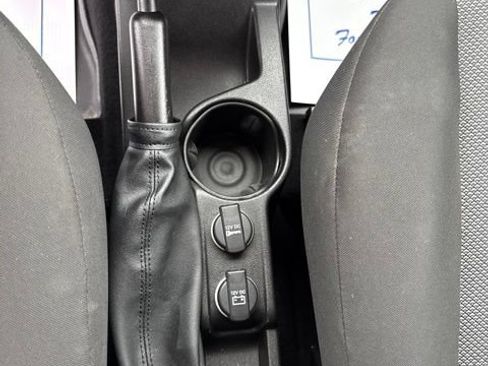 Used 2021 RAM ProMaster City Tradesman FWD image 17