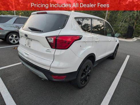 Used 2019 Ford Escape SE FWD image 6