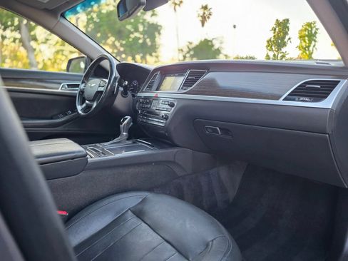 Used 2016 Hyundai Genesis 3.8 w/ Option Group 02 RWD image 16