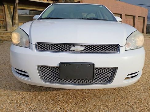 Used 2012 Chevrolet Impala LT w/ LT Sunroof Package image 3
