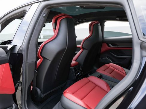 Used 2020 Porsche Taycan Turbo S AWD/4WD image 16