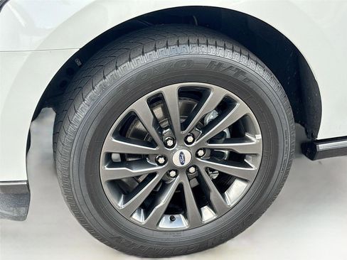 Used 2021 Ford Expedition Limited image 36