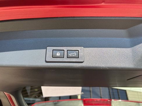 Used 2020 Subaru Ascent Premium w/ Sport Package image 29