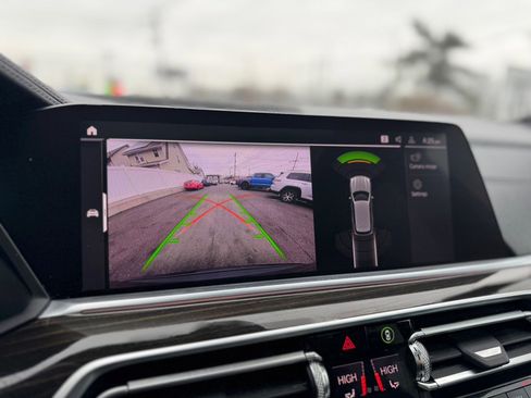 Used 2019 BMW X5 xDrive40i w/ Convenience Package image 54