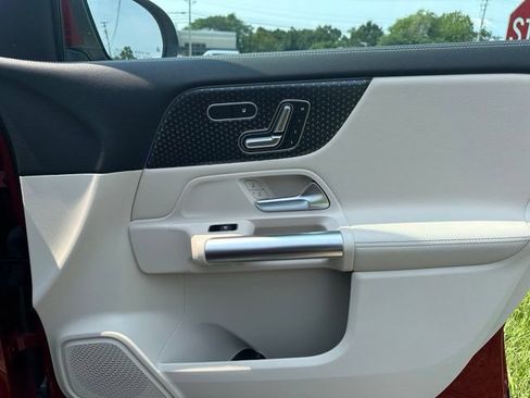 New 2026 Mercedes-Benz GLA 250 4MATIC image 26