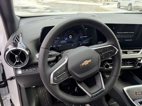 New 2026 Chevrolet Equinox LT w/ Convenience Package II image 12