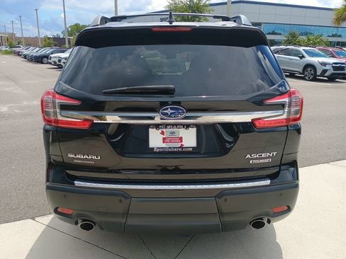 Certified 2023 Subaru Ascent Touring AWD/4WD image 6