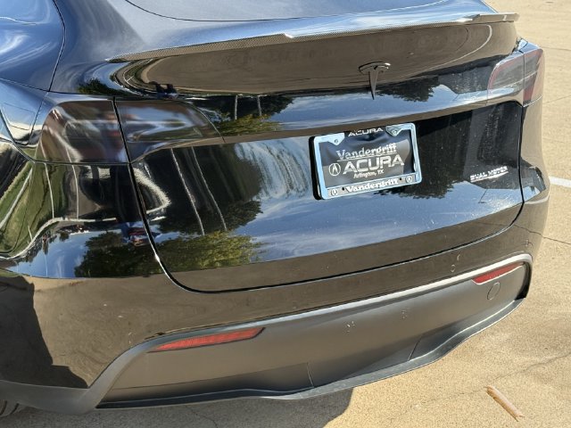 Used 2022 Tesla Model Y Long Range AWD/4WD image 6