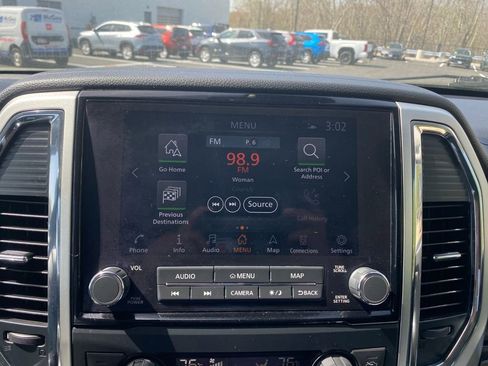 Used 2021 Nissan Titan SV w/ SV Convenience Package AWD/4WD image 21