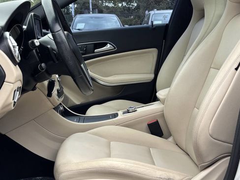 Used 2014 Mercedes-Benz CLA 250 4MATIC image 12