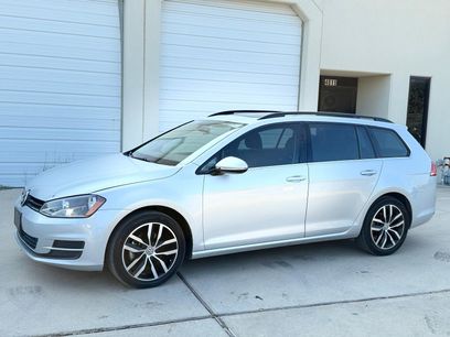 Used 2016 Volkswagen Golf SE