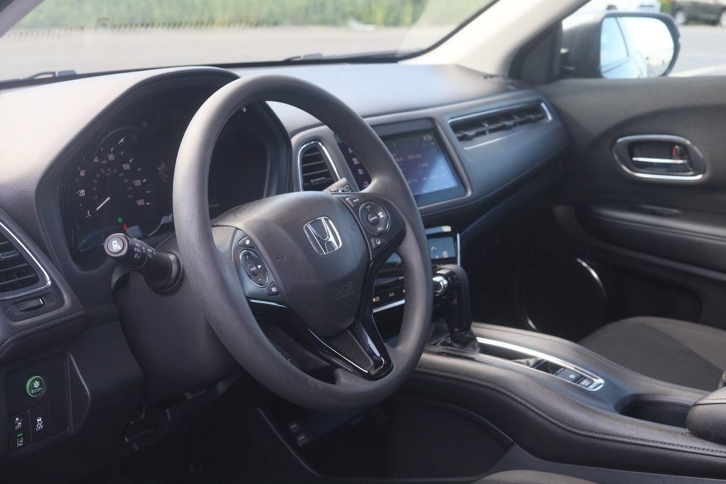 Used 2021 Honda HR-V EX image 6