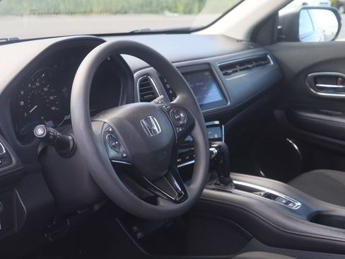 Used 2021 Honda HR-V EX image 6